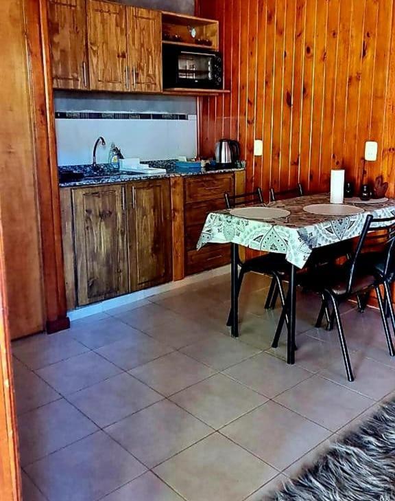 Cabana Hospedaje Y Alojamiento "Jano" -Alquiler Temporario- Apartment Posadas Ngoại thất bức ảnh